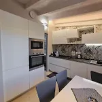 Nyaraló I Particolari Lerici